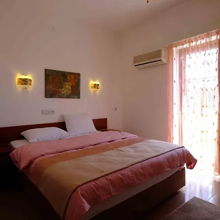 Hotel Flying Dutchman 3*