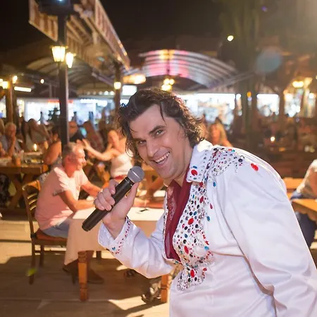 Flying Dutchman Ξενοδοχείο 3*